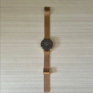 Daniel Wellington Rose Gold Mesh Watch